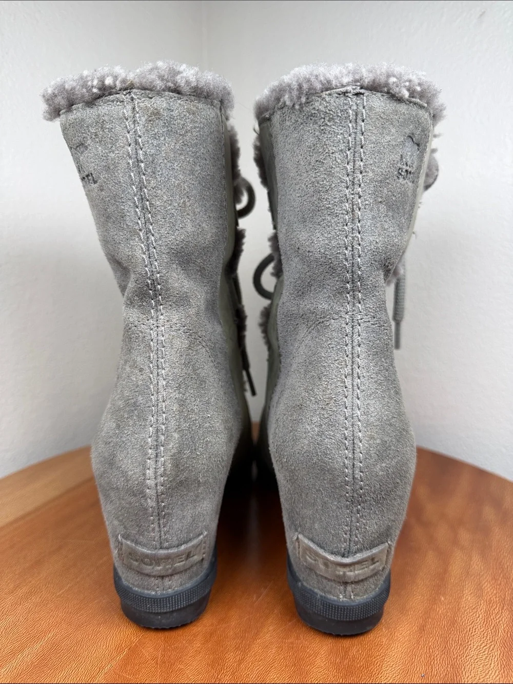Sorel Joan Of Arctic Wedge II Women Gray NL3021-052 Shearling Snow Boot Size 8.5